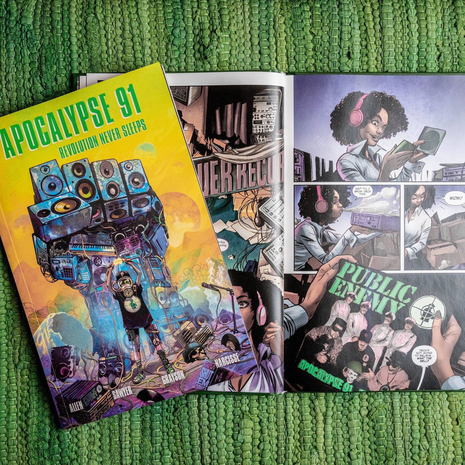 Chuck D Presents Apocalypse 91: Revolution Never Sleeps - Hardcover - Image 2