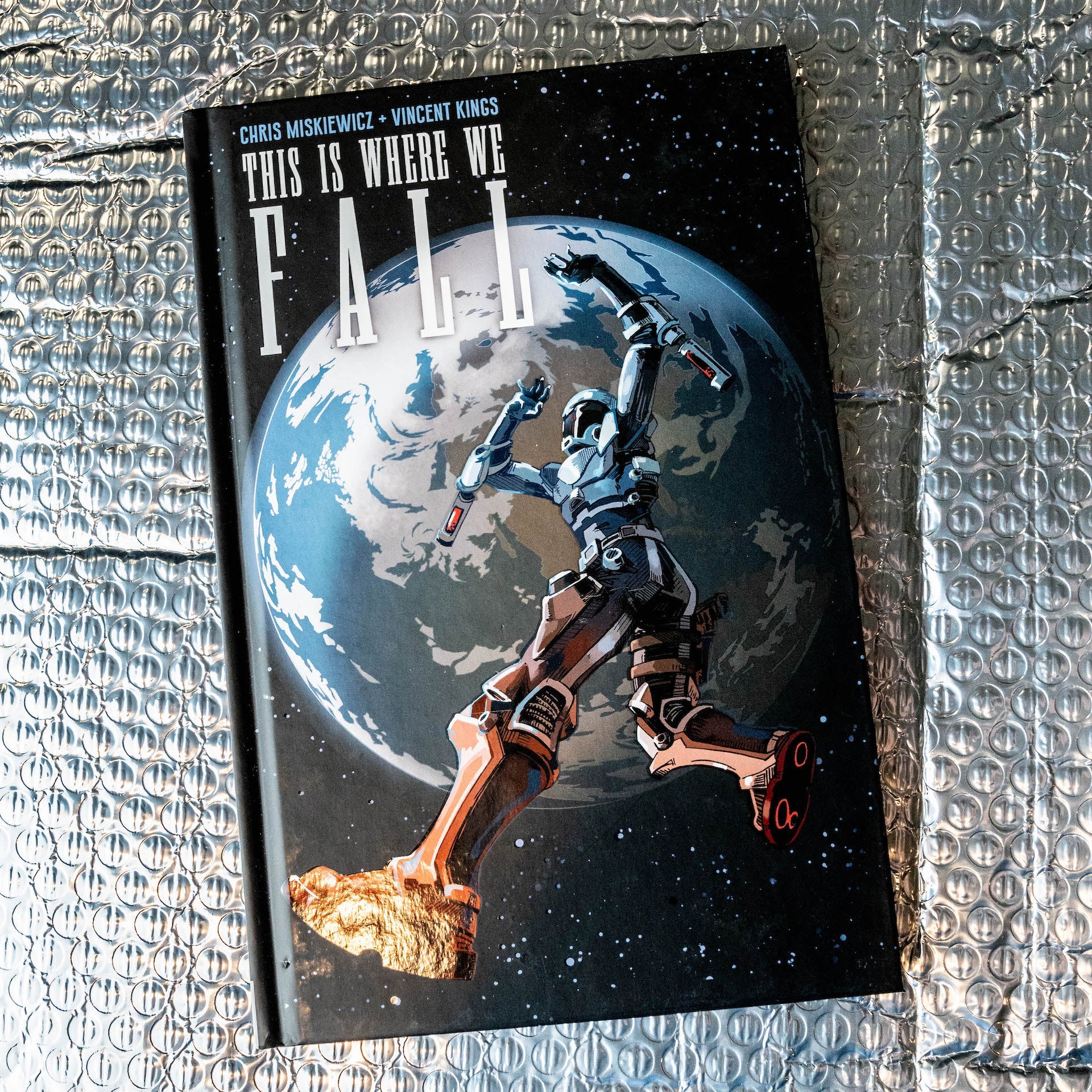 Mitski: This Is Where We Fall Graphic Novel - Hardcover - Image 2