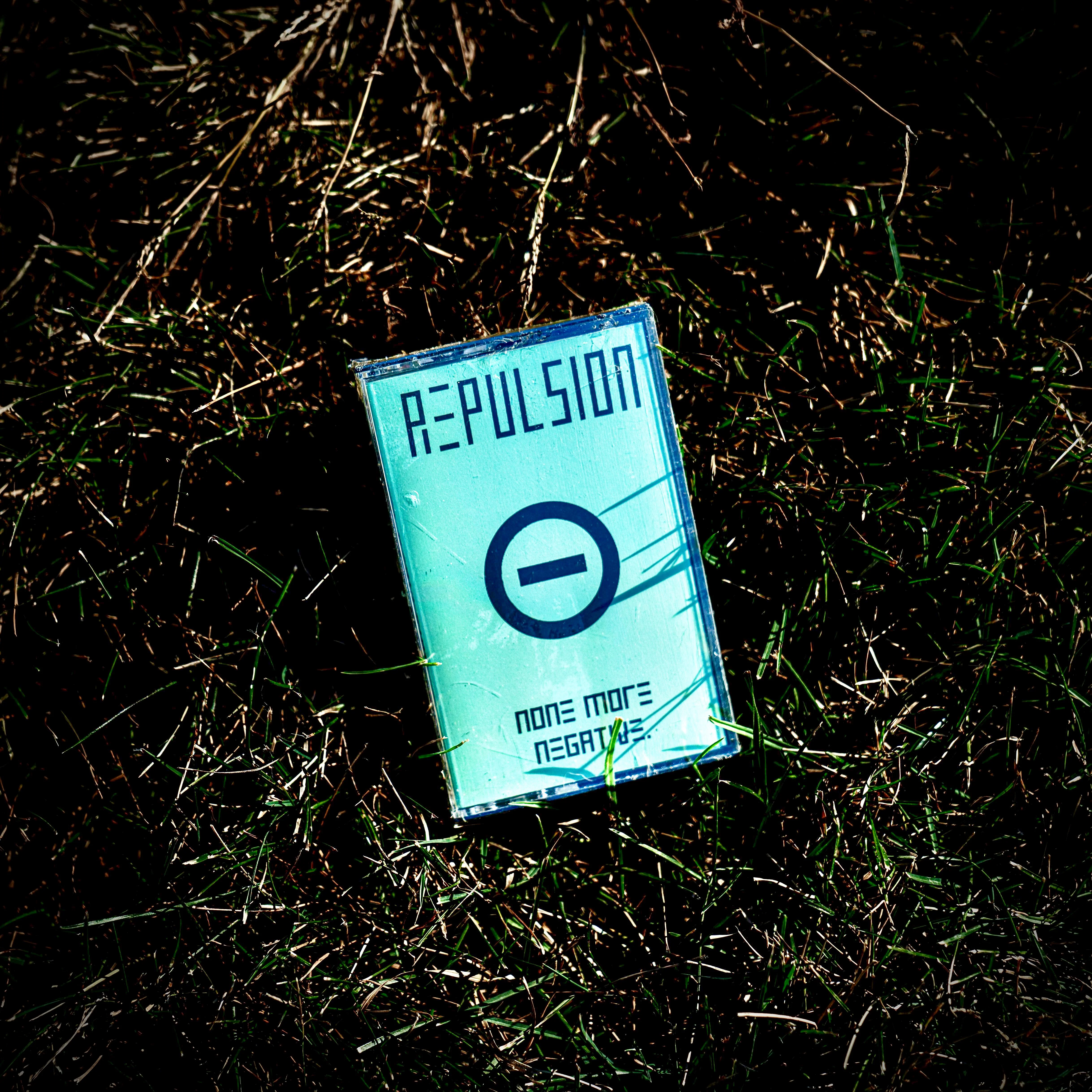 Type O Negative: Bloody Kisses 30 - Repulsion Artifact Edition - Image 6